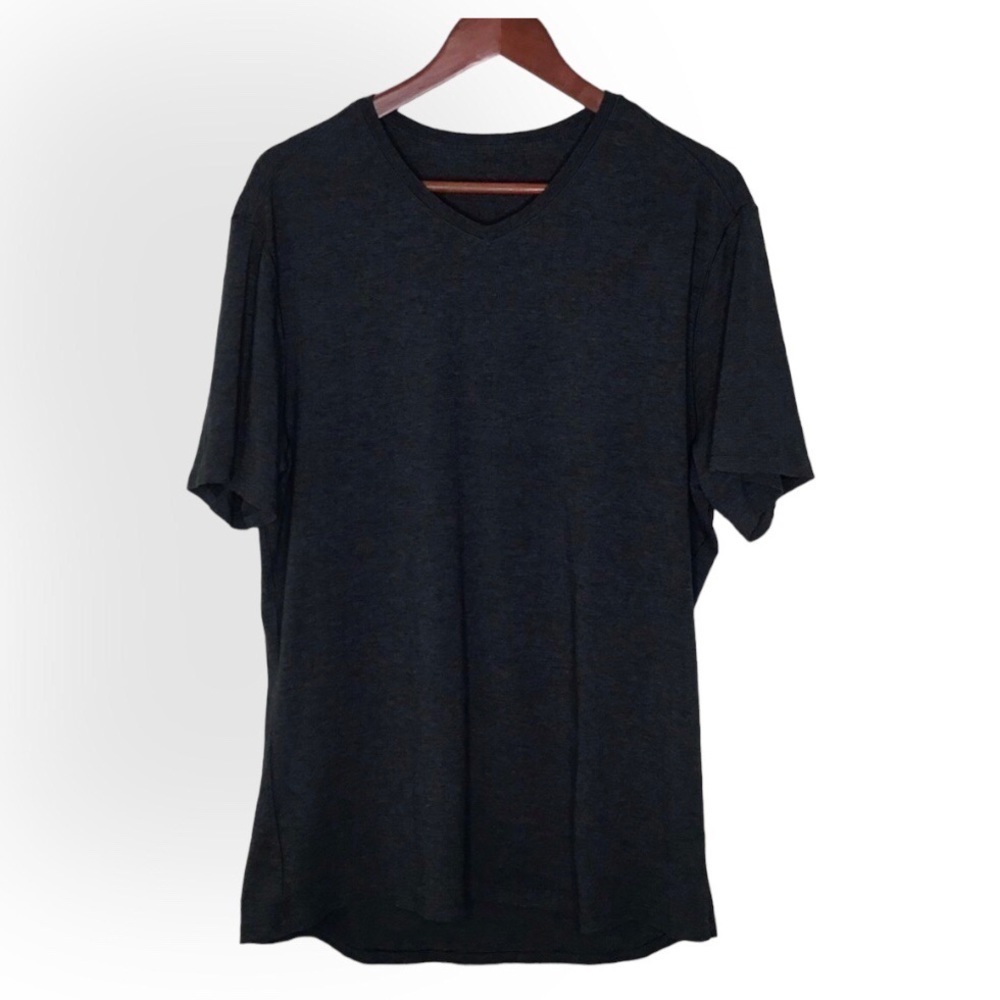 Lululemon Men’s Short Sleeve V Neck T-Shirt in Dark Gray.
